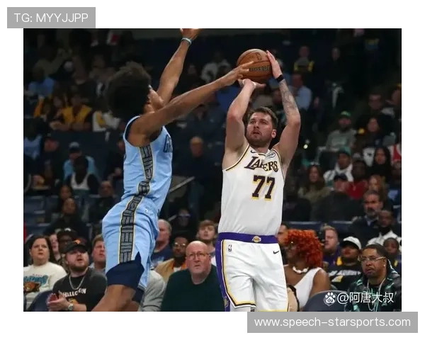 NBA焦点战升级巨星对决引爆赛季格局变化引发联盟热议