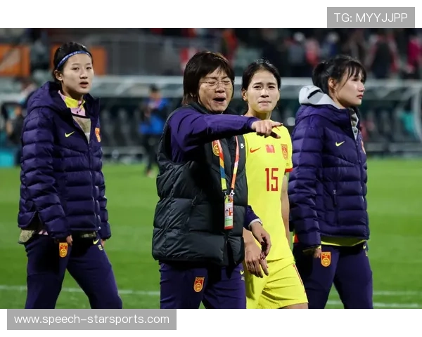 中国足球队全新阵容亮相 热身赛挑战强敌备战世界杯预选赛