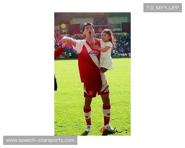 塞维利亚足球俱乐部最新动态分析：新赛季备战情况与球员转会新闻