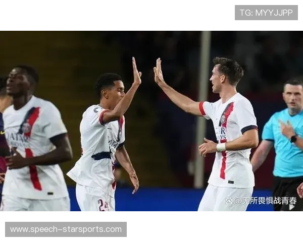 欧冠赛场风云再起豪门鏖战激烈精彩瞬间回顾